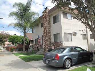 Camilla Flats Apartments - Whittier, CA