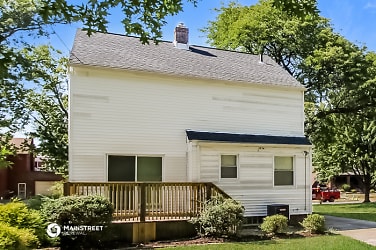 1003 Caledonia Ave - Cleveland Heights, OH