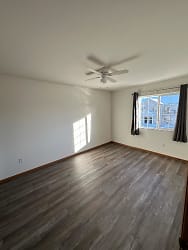 835 E Wisconsin St unit 614 - undefined, undefined