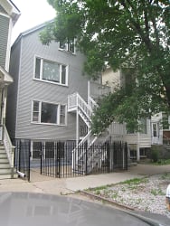 3036 N Southport Ave unit 1 - Chicago, IL