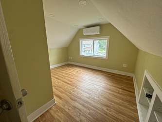 43 Southview St SW unit Upper - Grand Rapids, MI