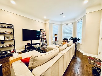 4849 N Seeley Ave unit 2 - Chicago, IL