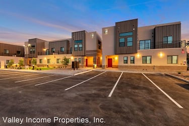Price & Howe Apartments - Tempe, AZ