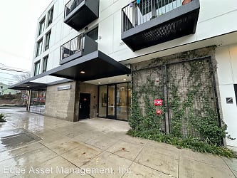 2475 SE 30th Avenue Apartments - Portland, OR