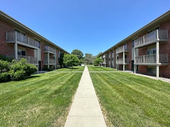 1108 S. 4th St Apartments - Ames, IA