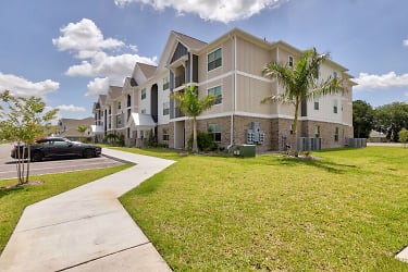 Bridgewater Grand Apartments - Lakeland, FL