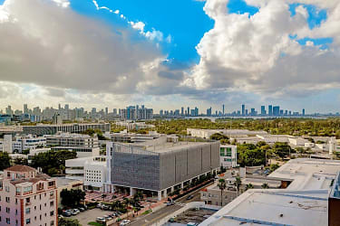2301 Collins Ave unit 1531 - Miami Beach, FL