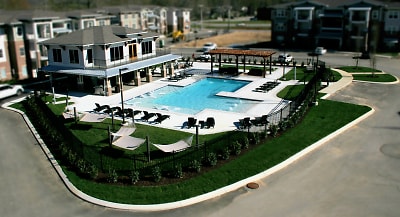 500 Dry Valley Apartments - Cookeville, TN