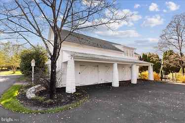 341 Pineville Rd #CARRIAGE - Newtown, PA