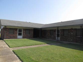 4721 S 10th St unit 2 - Fort Smith, AR
