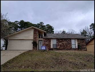 37 Hightrail Dr - Maumelle, AR