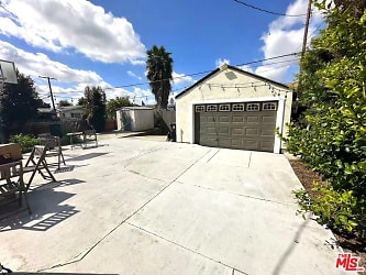 4123 S Budlong Ave - Los Angeles, CA