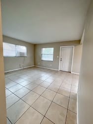 1407 S Madison Ave unit A - Clearwater, FL