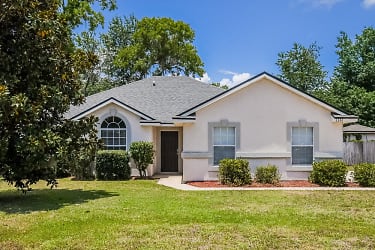3382 Westfield Dr - Green Cove Springs, FL