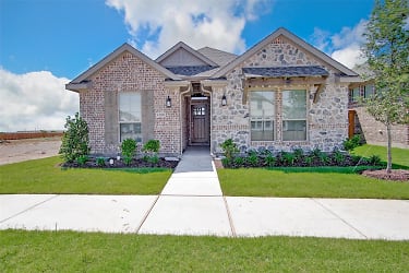 12376 Iveson Dr - Haslet, TX