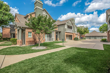 Villages At Clear Springs Apartments - Richardson, TX