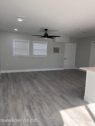 214 Madison Ave #4D - Cape Canaveral, FL