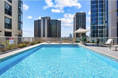 360 East South Water Street unit T-2105 - Chicago, IL
