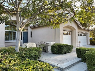 10 Tizmin - Lake Forest, CA
