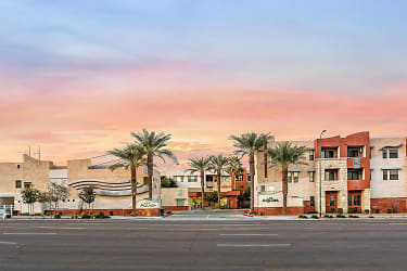 Las Aguas Apartments - Scottsdale, AZ