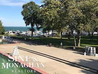 15224 E Jefferson Ave #202 - Grosse Pointe Park, MI