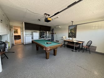 67170 Ontina Rd - Cathedral City, CA