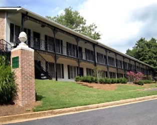 Affordable 1 Bedroom Units Just 1 Mile From UGA Campus! Apartments - Athens, GA