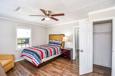 Room For Rent - Gainesville, GA