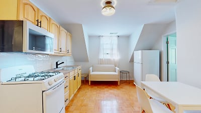 86 Edwards St #3 - New Haven, CT