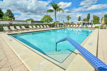 Serendipity Apartments - North Fort Myers, FL