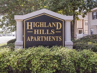 Highland Hills Apartments - Memphis, TN