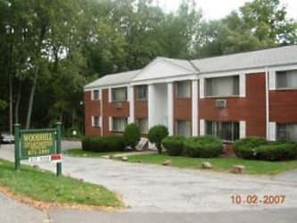 138-154 Woodhill Dr - Rochester, NY