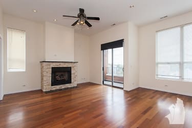 1717 N Western Ave #4 - Chicago, IL