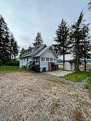 8335 N Tongass Hwy unit Upper - Ketchikan, AK