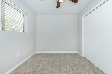Newport At Clearlake Apartment Homes - Houston, TX