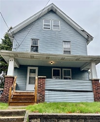 49 W Salome Ave - Akron, OH