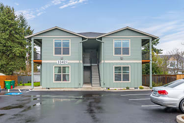 33421 SW Maple St unit 104 - Scappoose, OR