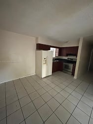 1538 NW 52nd Ave #3 - Lauderhill, FL