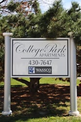 College Park Apartments - Lincoln, NE