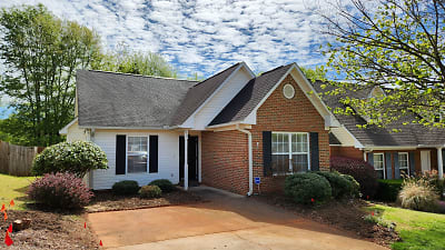 558 Fawn Branch Trail - Boiling Springs, SC