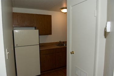 201 N Colfax St unit 7 - Griffith, IN