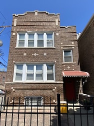 2344 W Barry Ave #2 - Chicago, IL