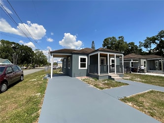809 NW 1st Ave - Mulberry, FL