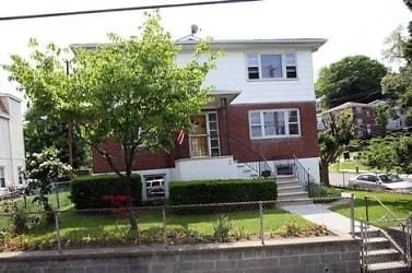 2 Coolidge Ave #2 - Yonkers, NY