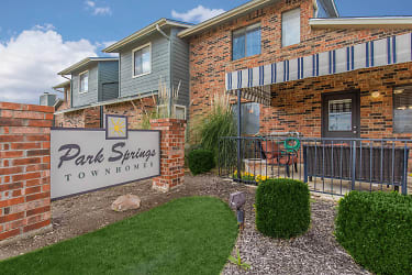 Park Springs Townhomes Apartments - Plano, TX