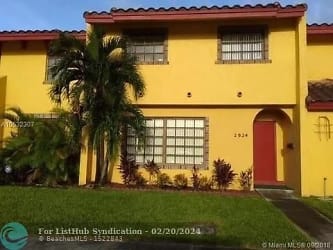 2624 NW 47th Terrace - Lauderdale Lakes, FL