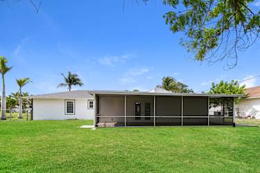 625 Sw 29Th Ter - Cape Coral, FL