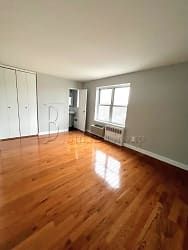 16-66 Bell Blvd unit 734 - undefined, undefined