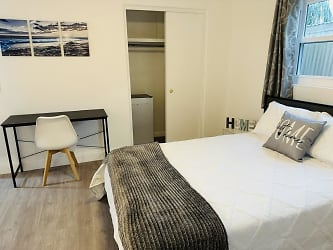 Room For Rent - Melbourne, FL