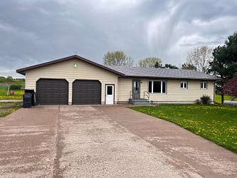 7997 170th Ave - Bloomer, WI